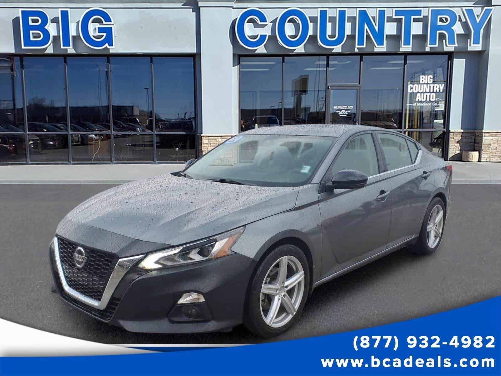 Used 2022 Nissan Altima 2.5 SR w/ Midnight Edition Package