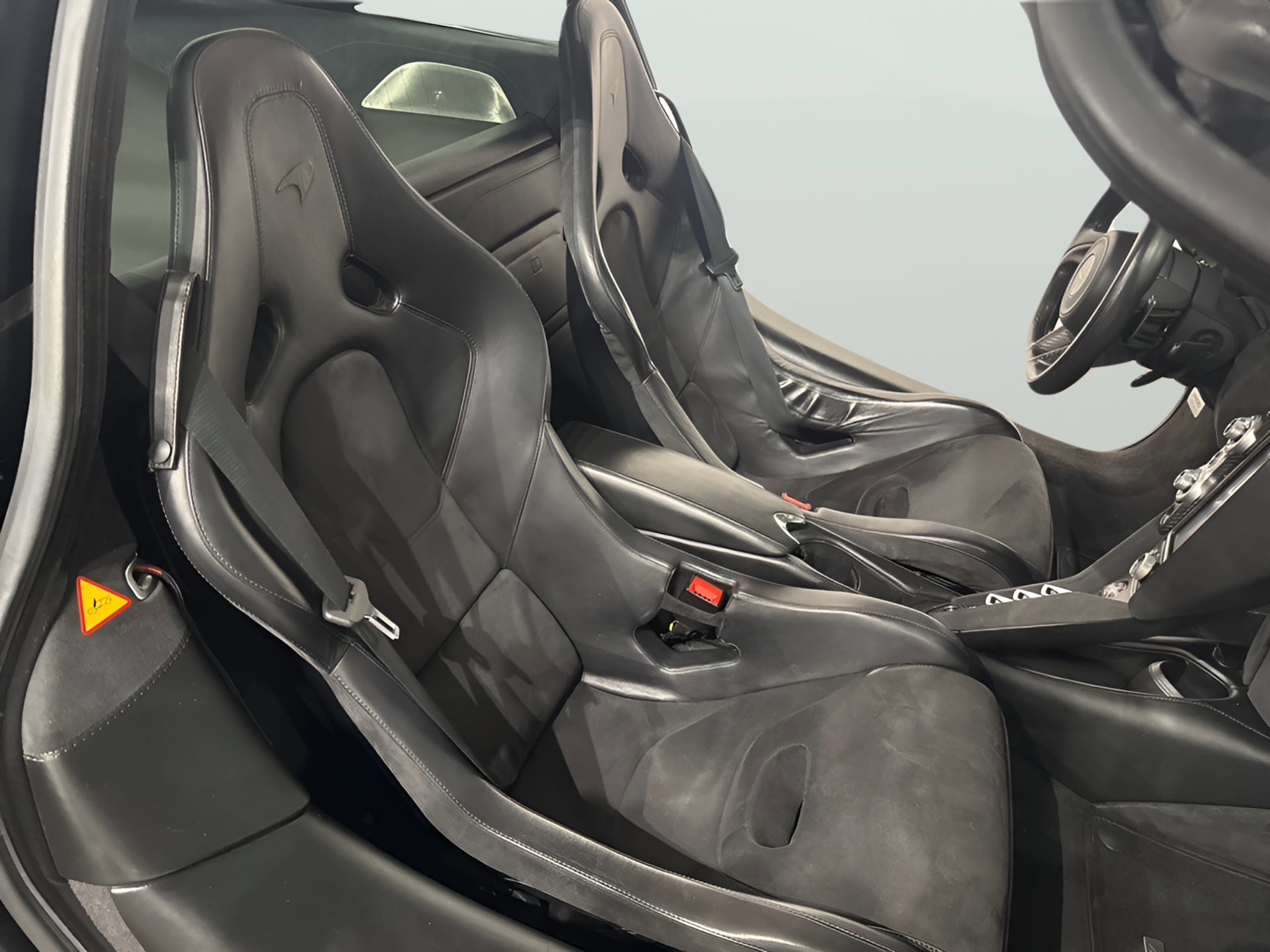 Used 2018 McLaren 720S photo 26