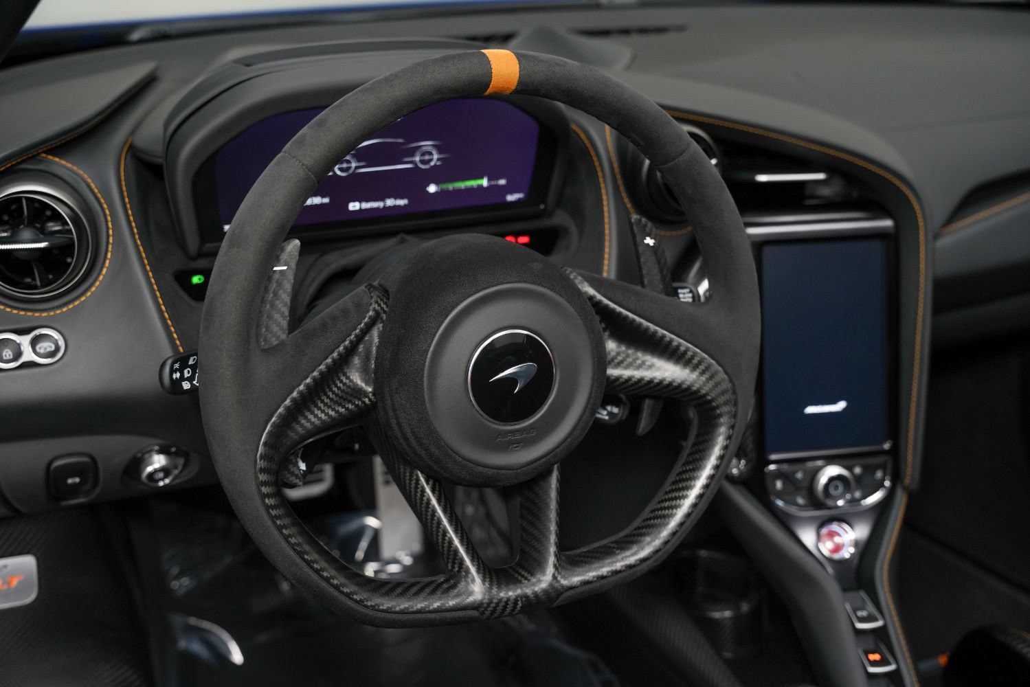Used 2022 McLaren 765LT photo 43