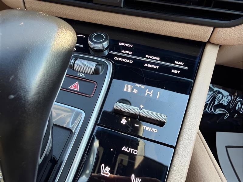 2019 Porsche Cayenne E-Hybrid