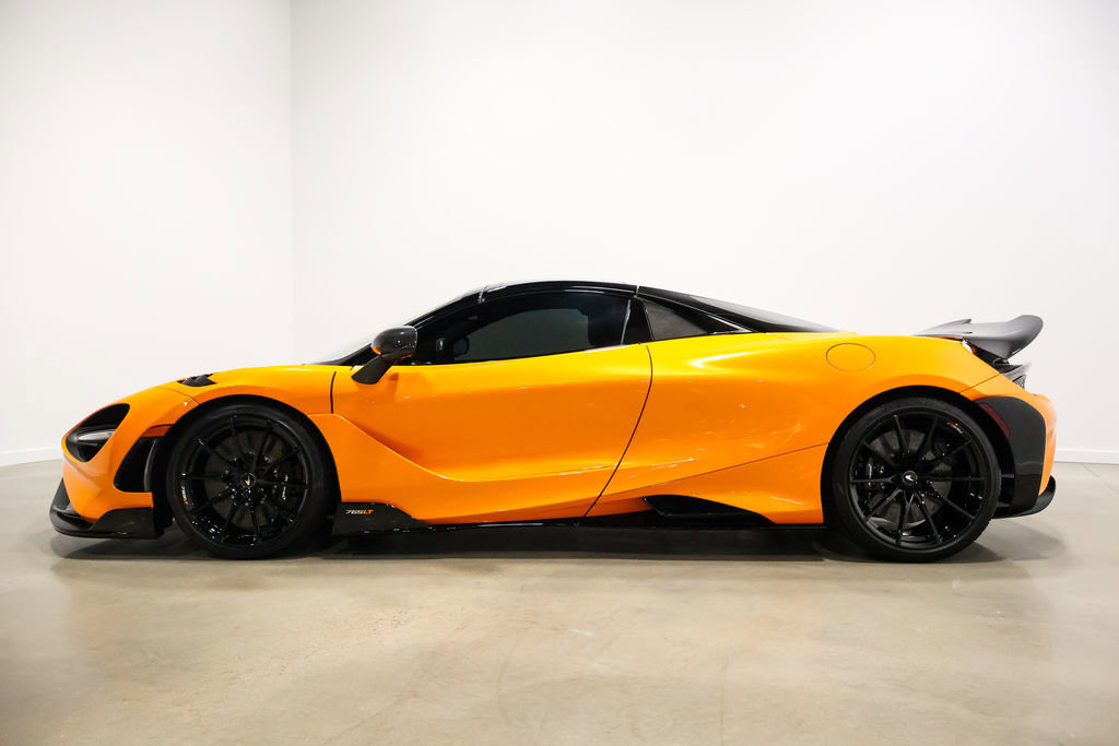 Used 2022 McLaren 765LT photo 19