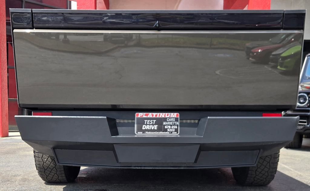 2024 Tesla Cybertruck AWD Crew Cab