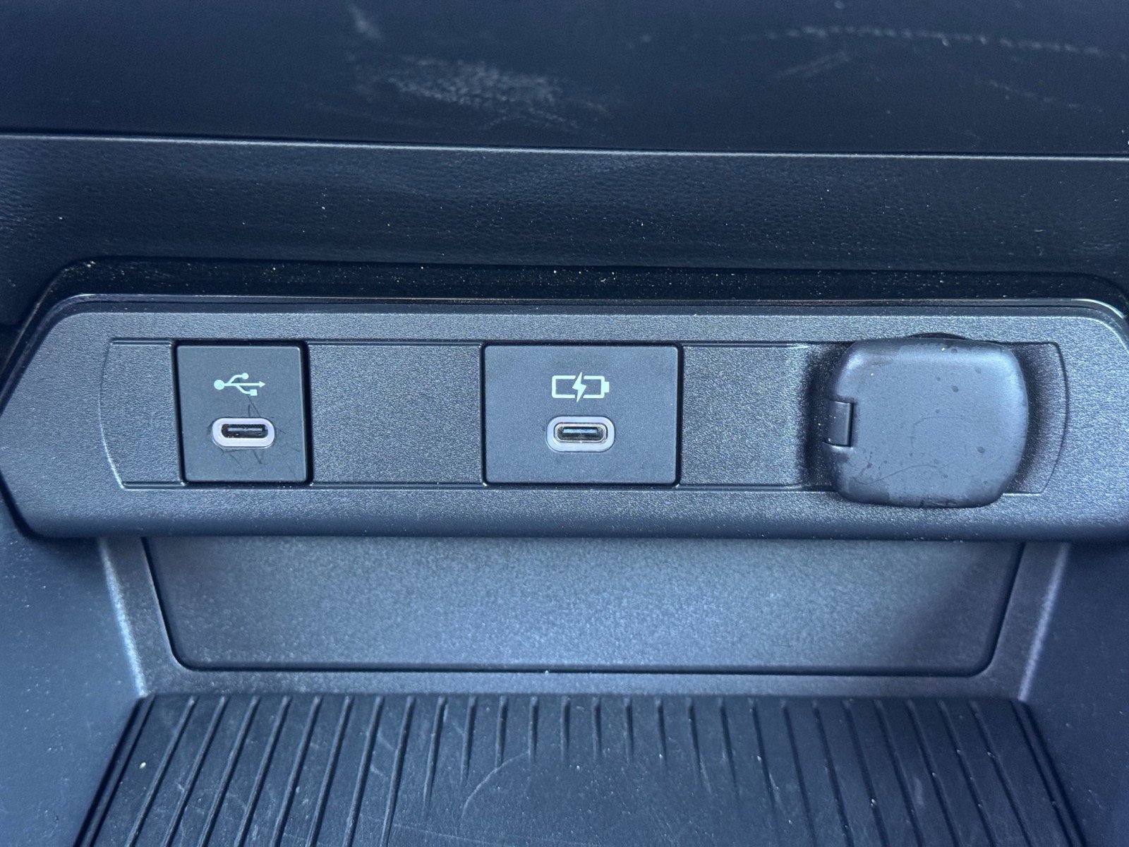 2025 Toyota Prius Plug-In Hybrid XSE