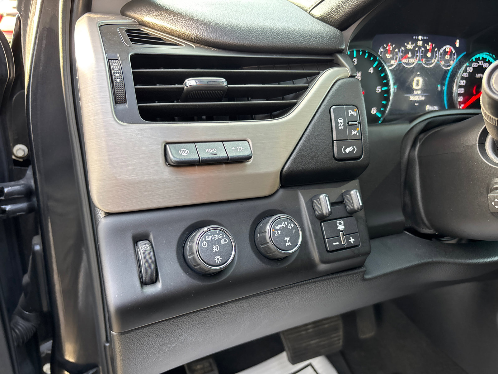 2020 GMC Yukon XL Denali