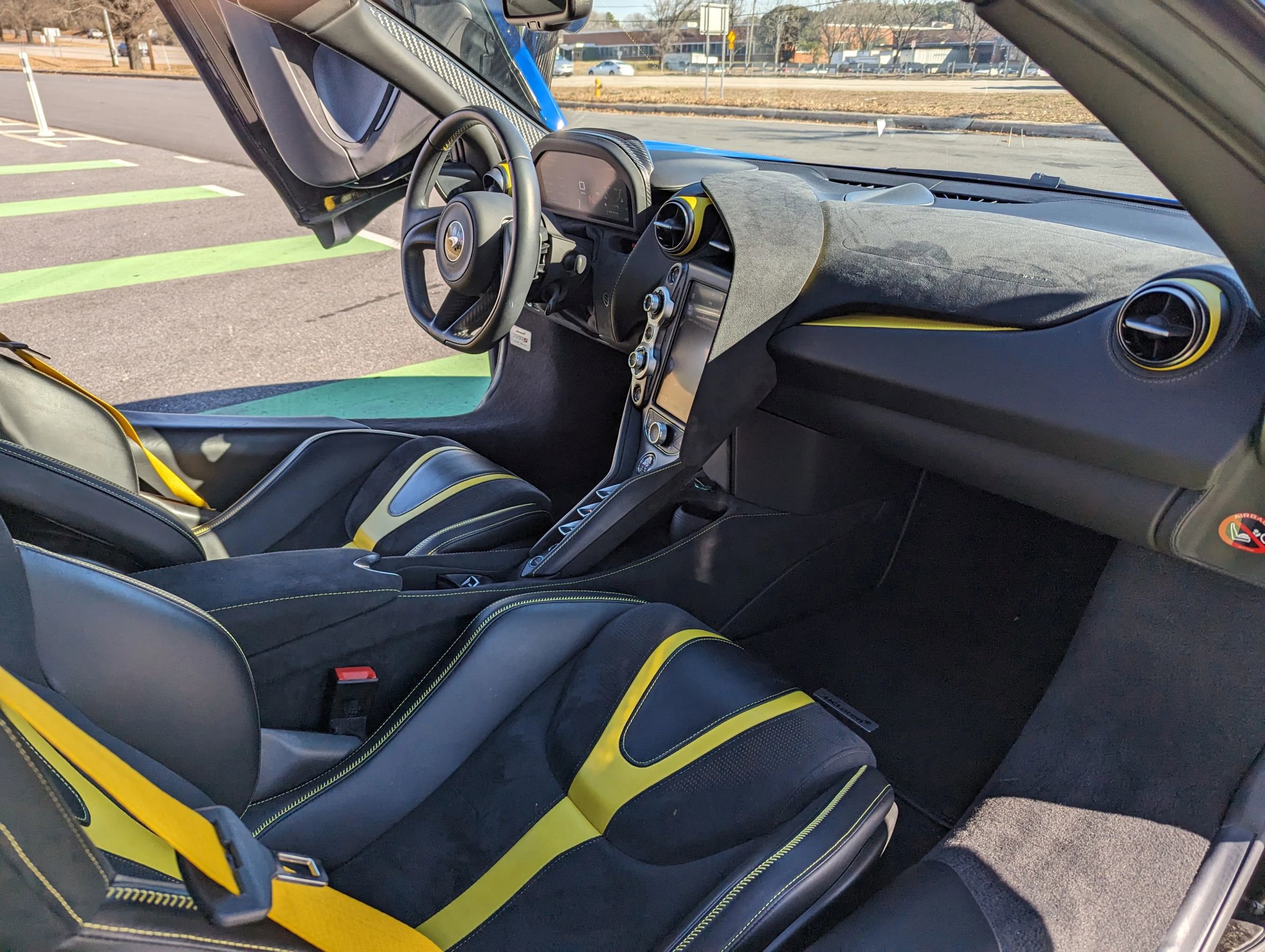 Used 2021 McLaren 720S Luxury photo 35