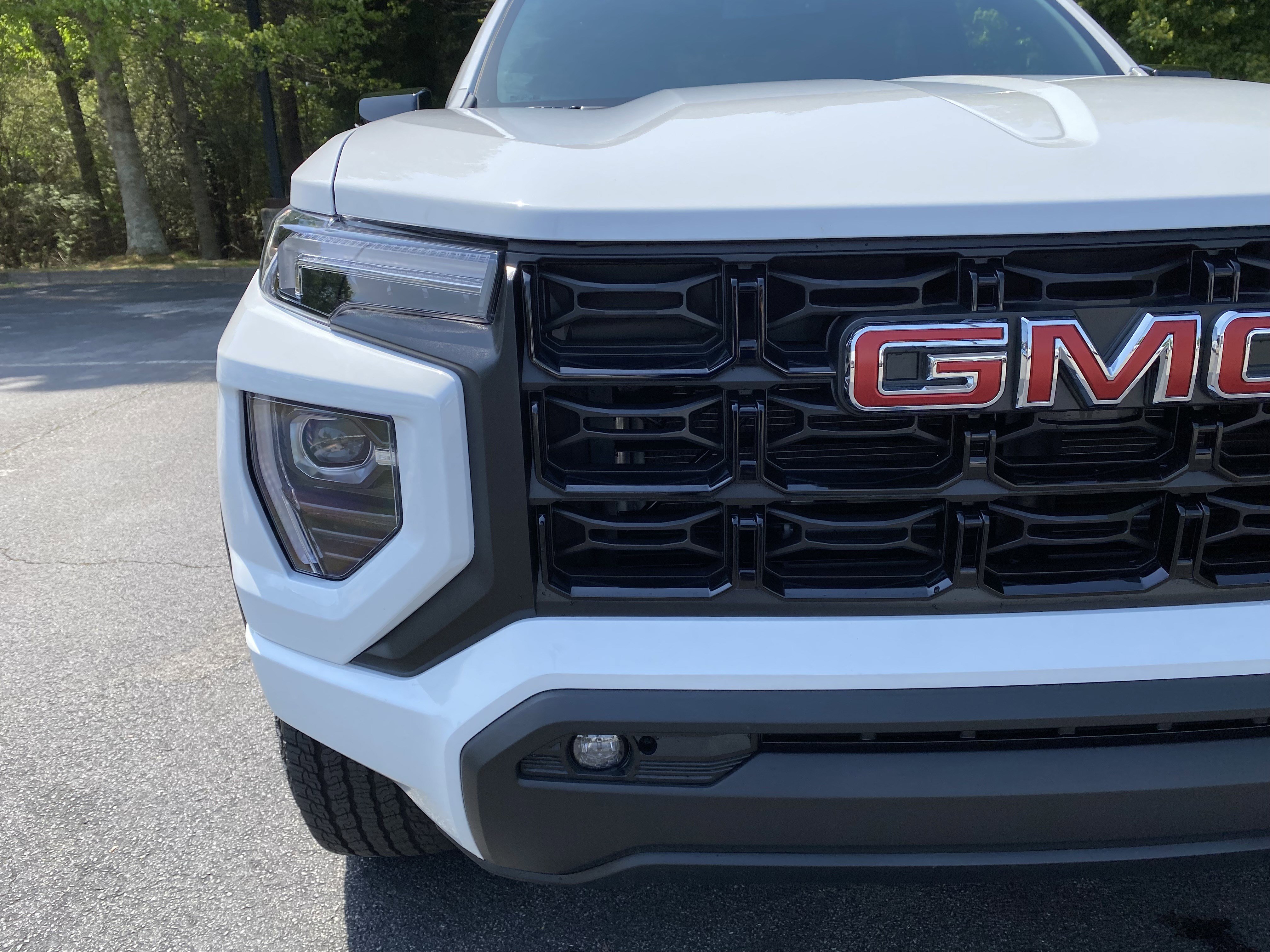 2024 GMC Canyon Elevation