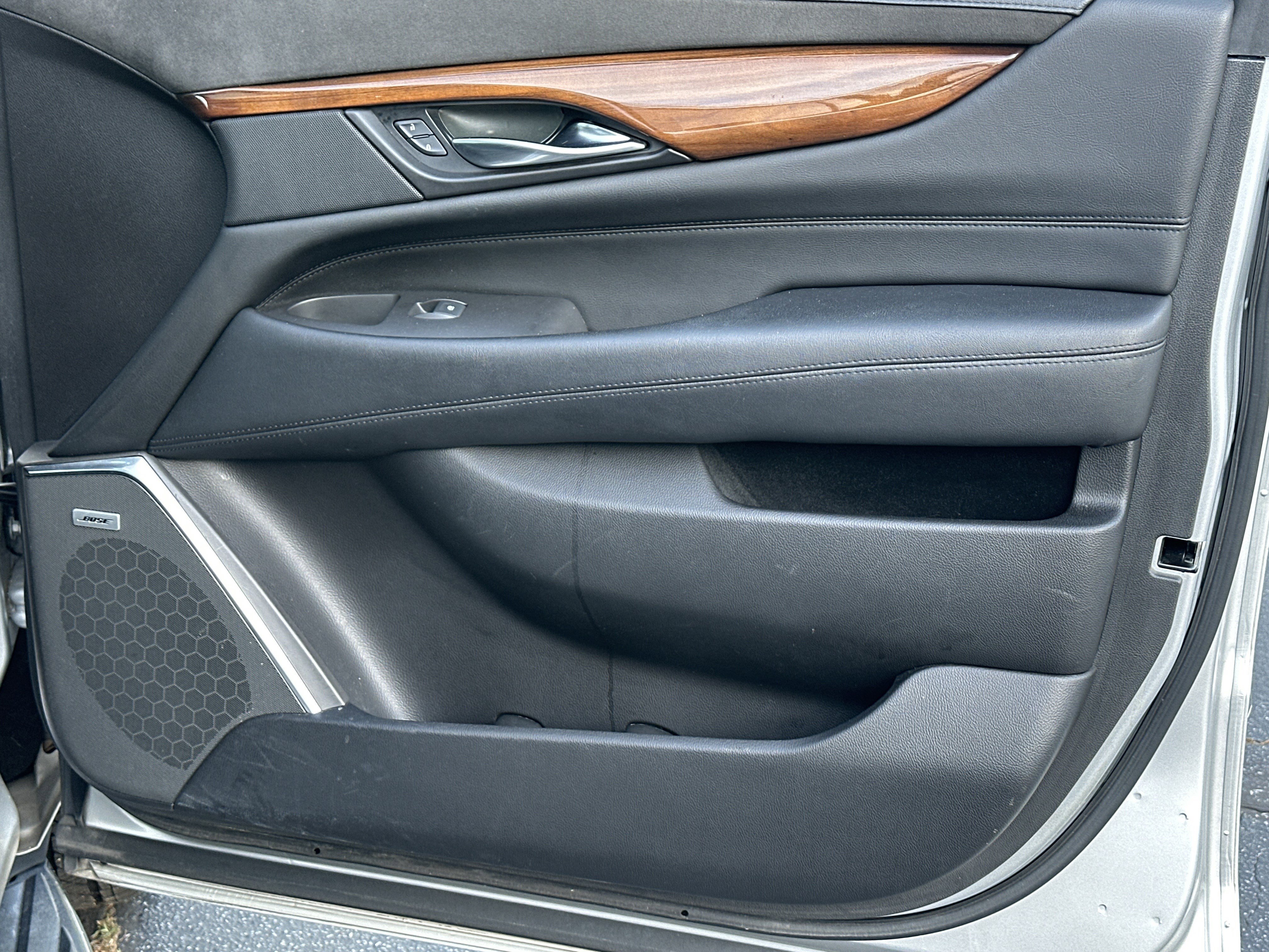 2017 Cadillac Escalade Luxury