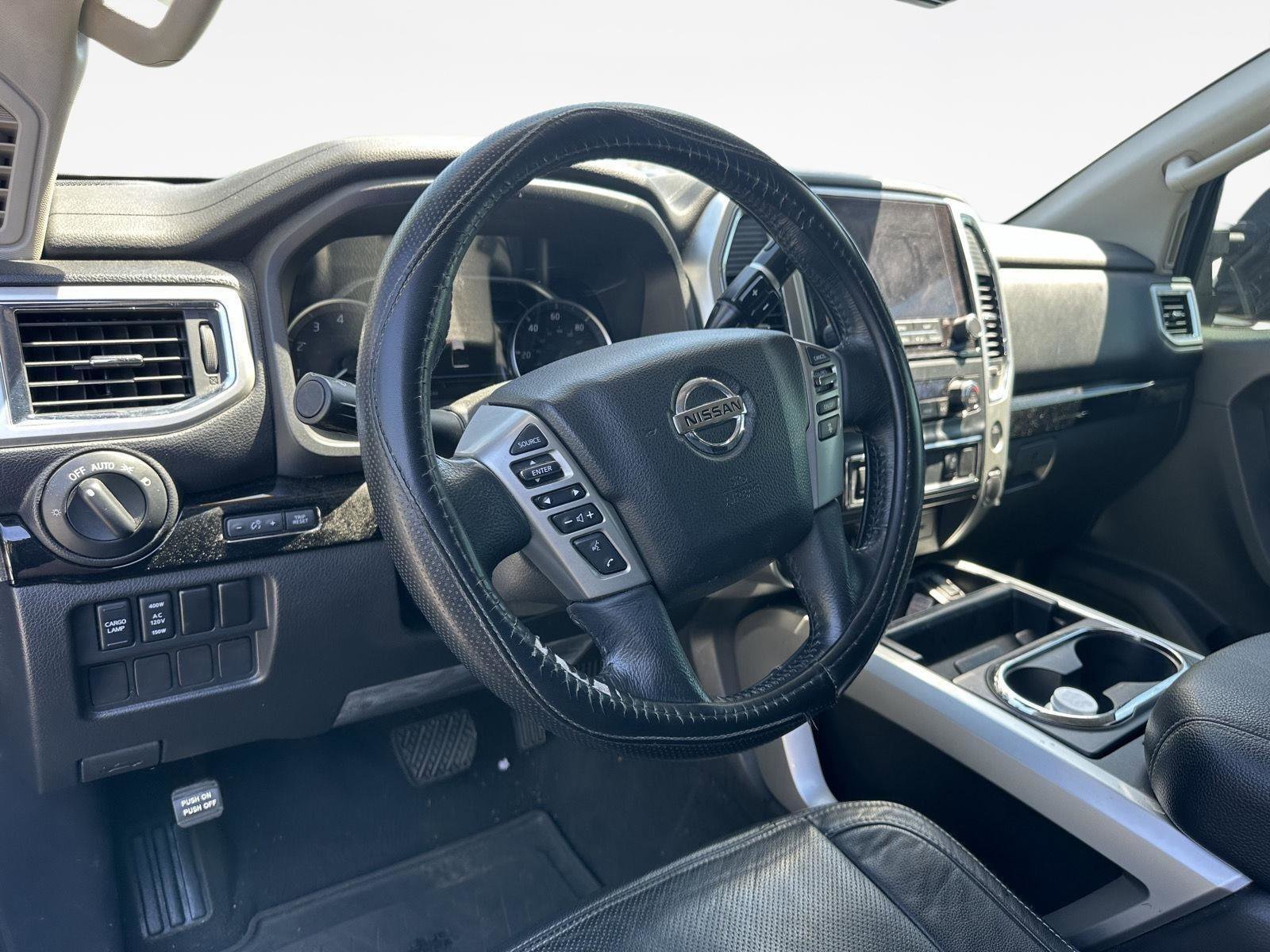 2021 Nissan Titan SV