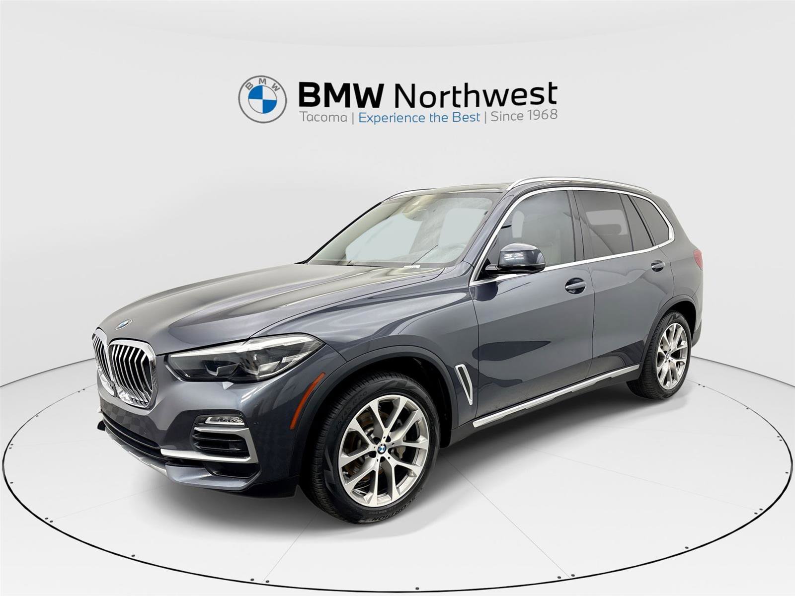 Used 2019 BMW X5 xDrive40i w/ Premium Package 2