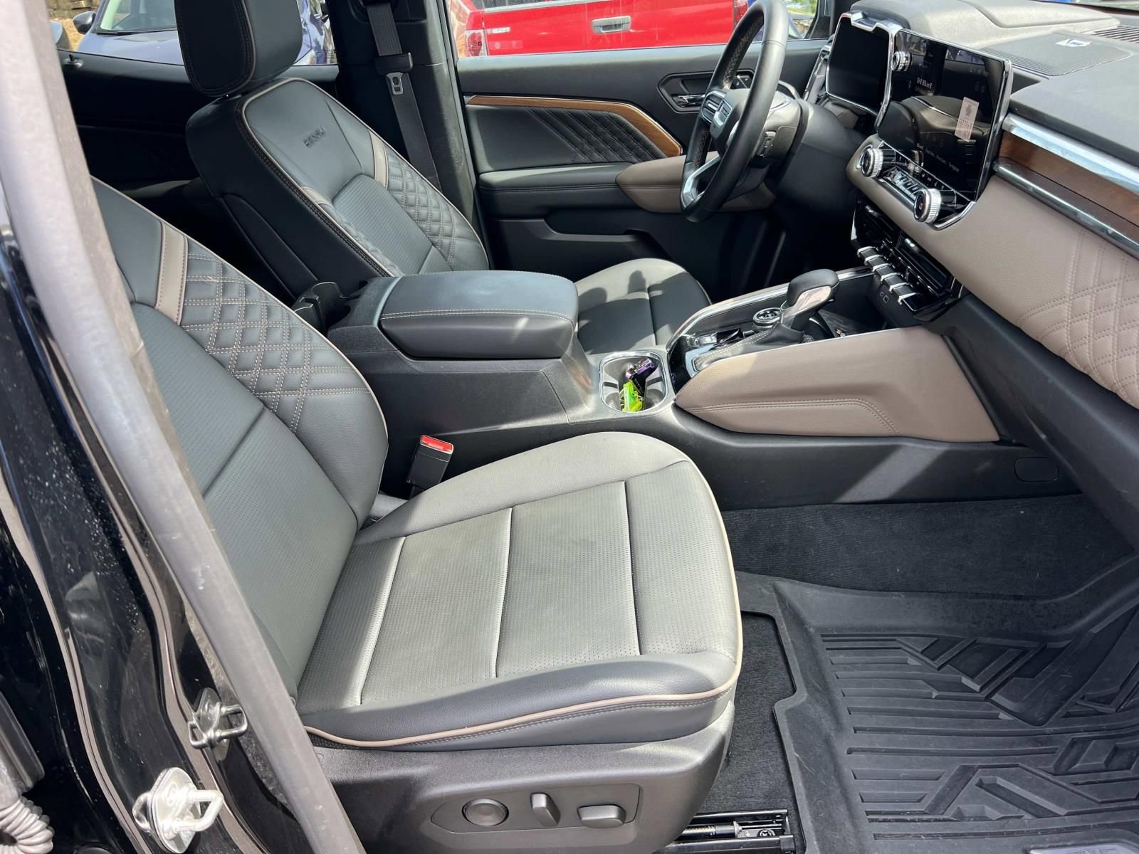 2024 GMC Canyon Denali