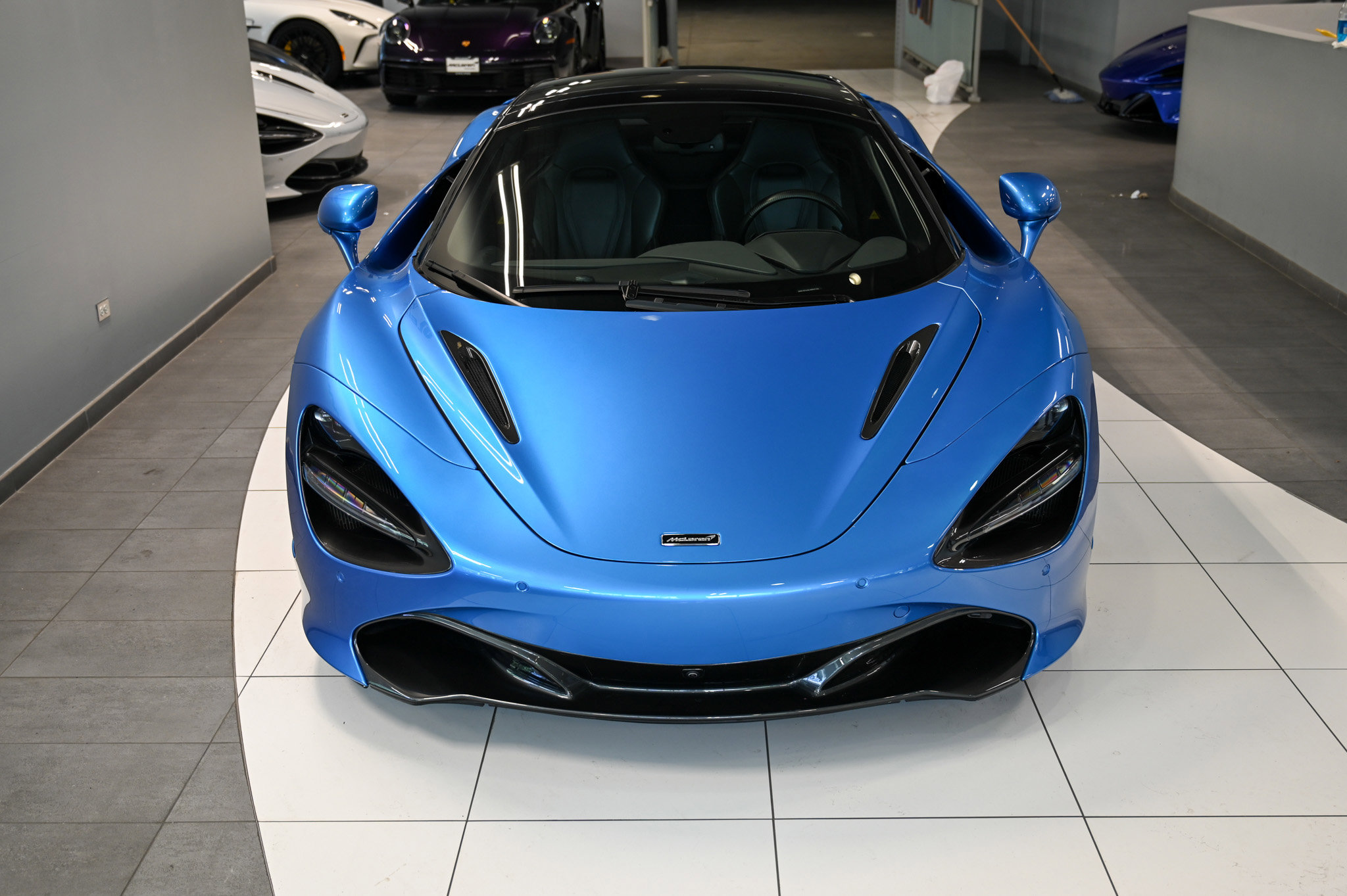 Used 2020 McLaren 720S Luxury photo 23