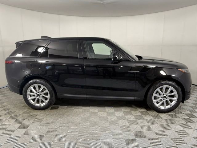2026 Land Rover Range Rover Sport SE