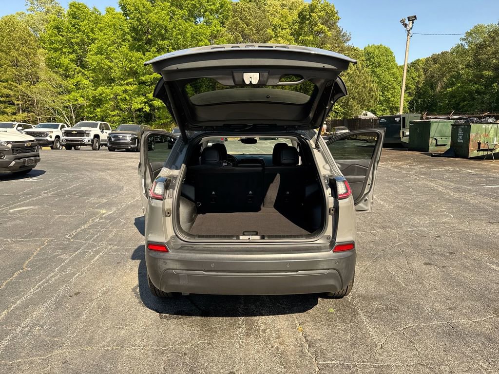 2023 Jeep Cherokee Altitude Lux