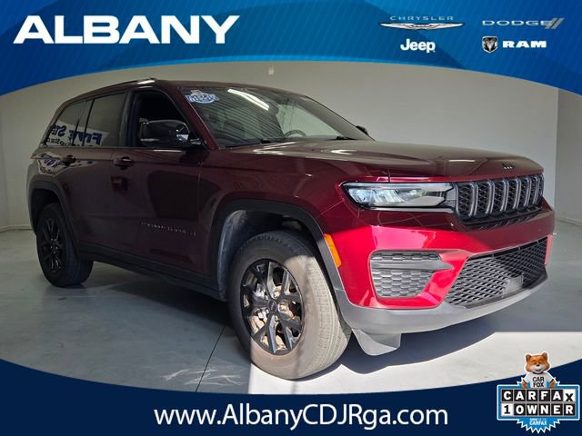Used 2025 Jeep Grand Cherokee Altitude
