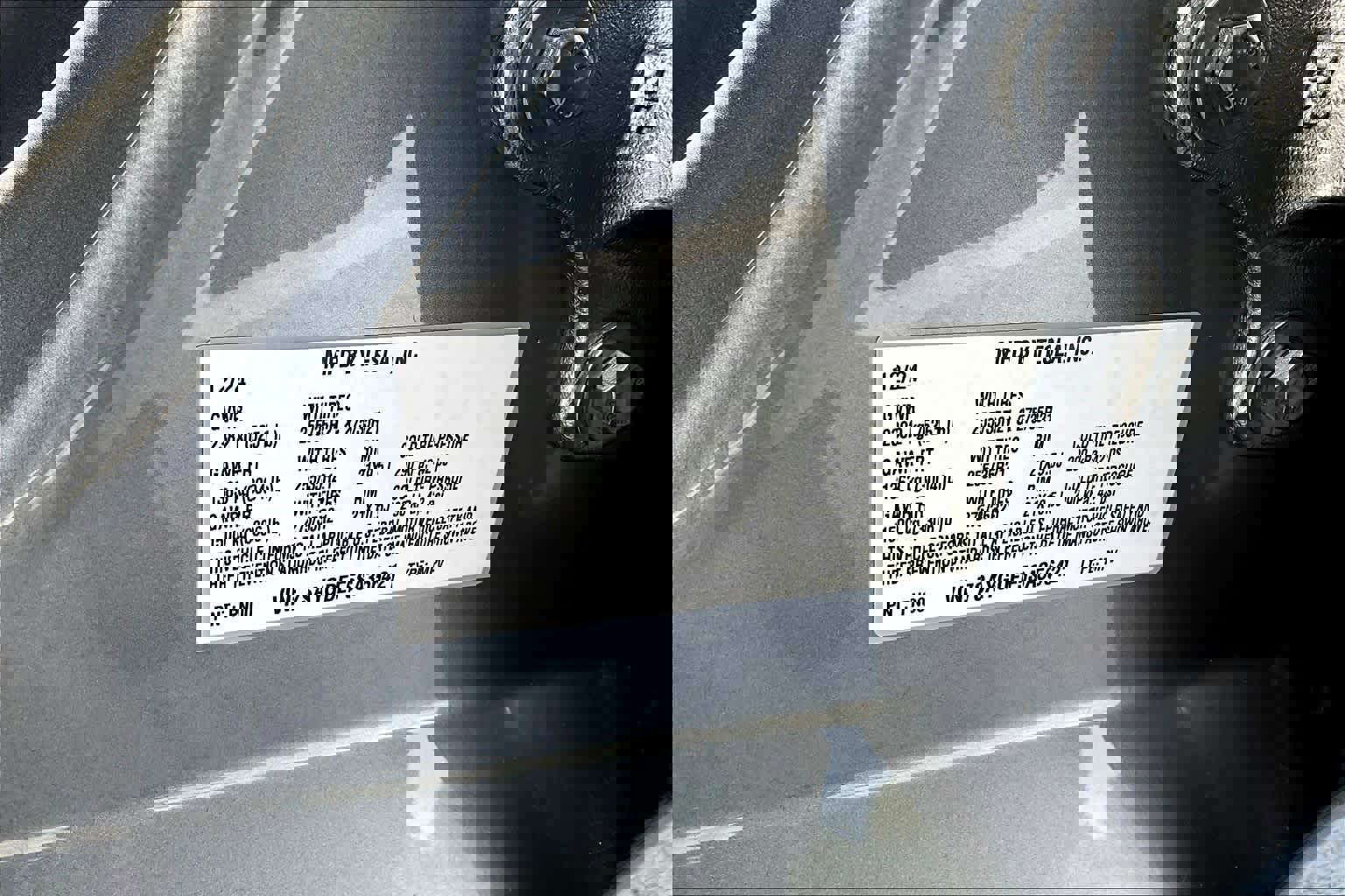 2025 Tesla Model Y Performance