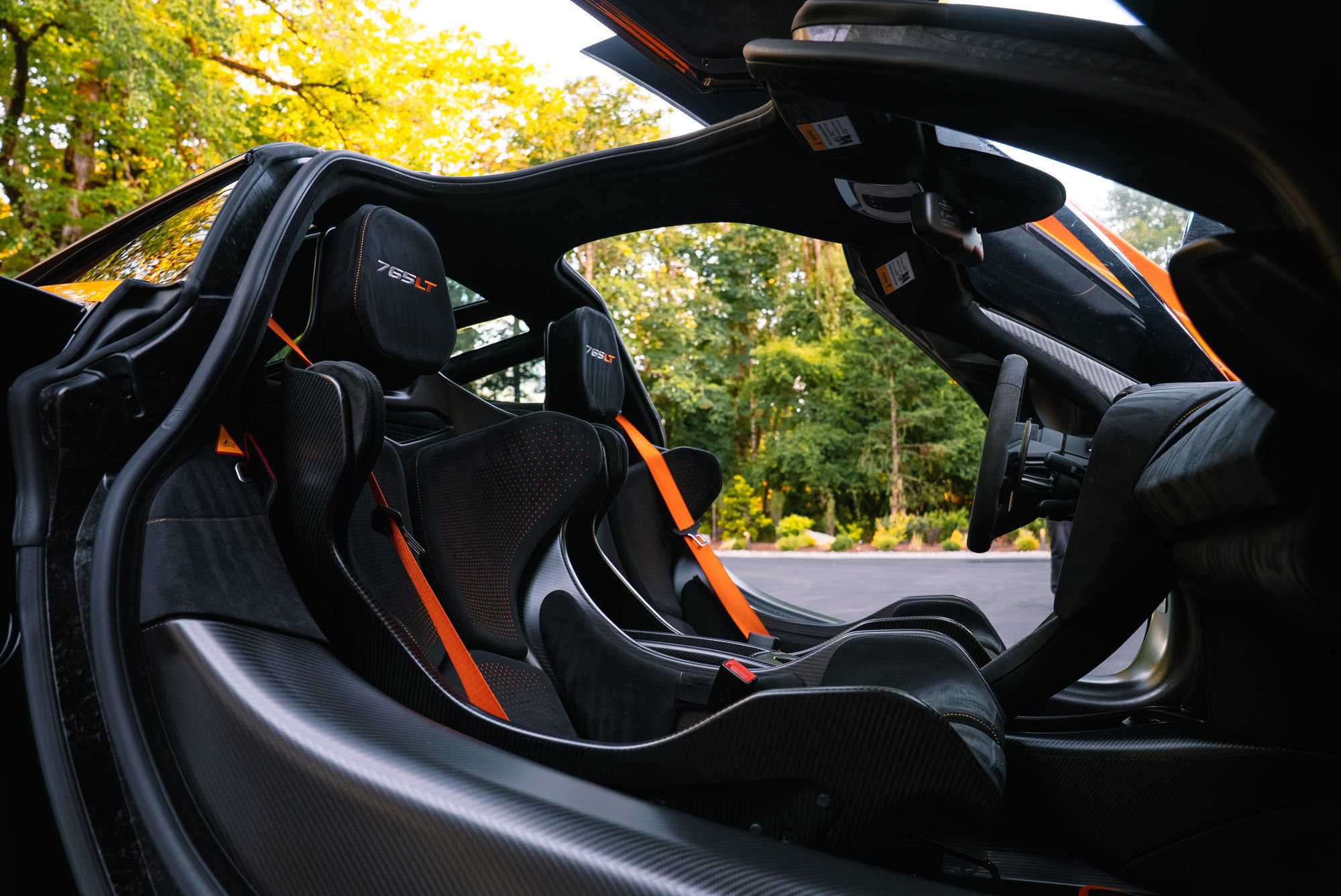 Used 2021 McLaren 765LT photo 12