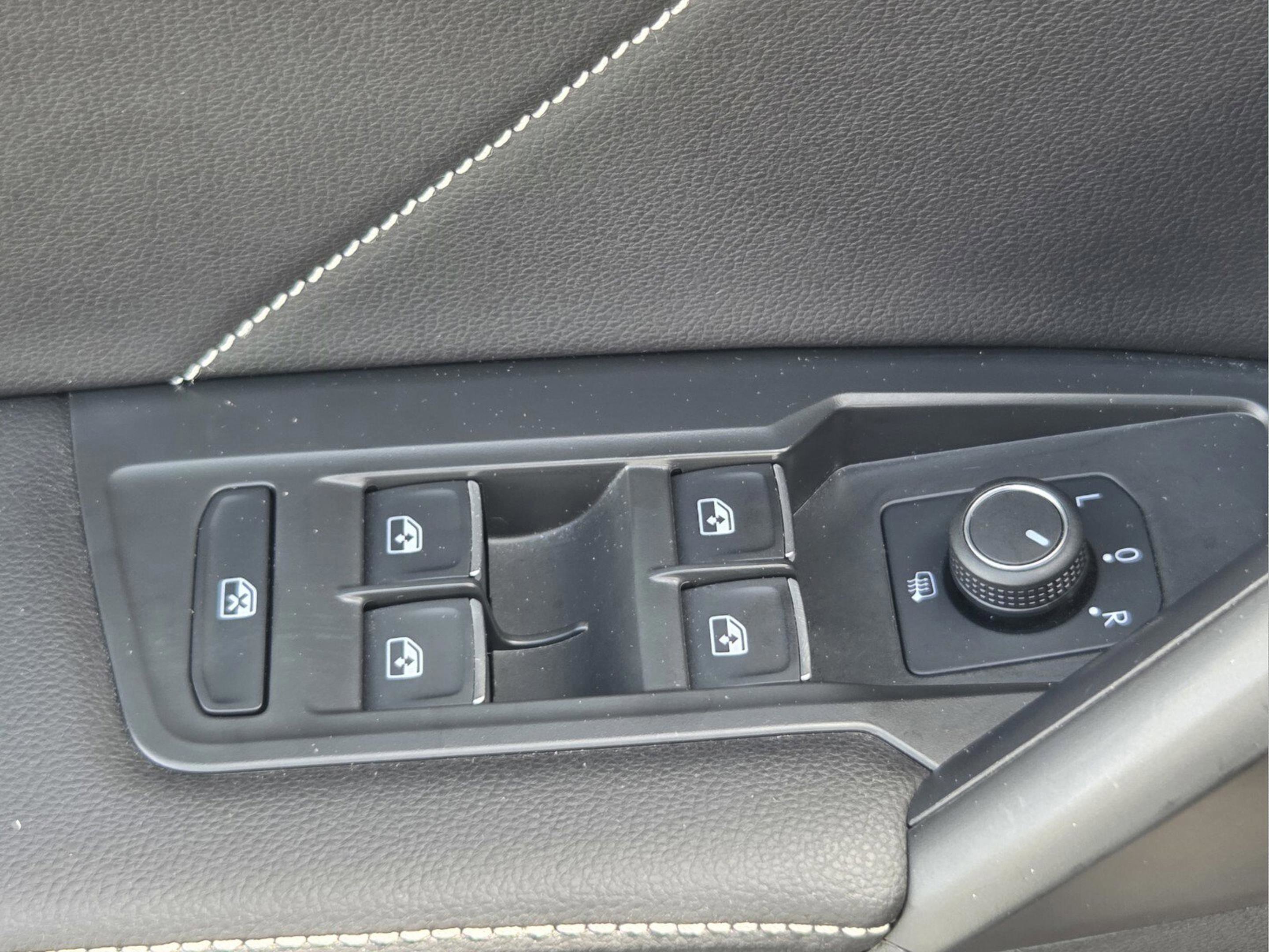 2024 Volkswagen Tiguan SE R-Line