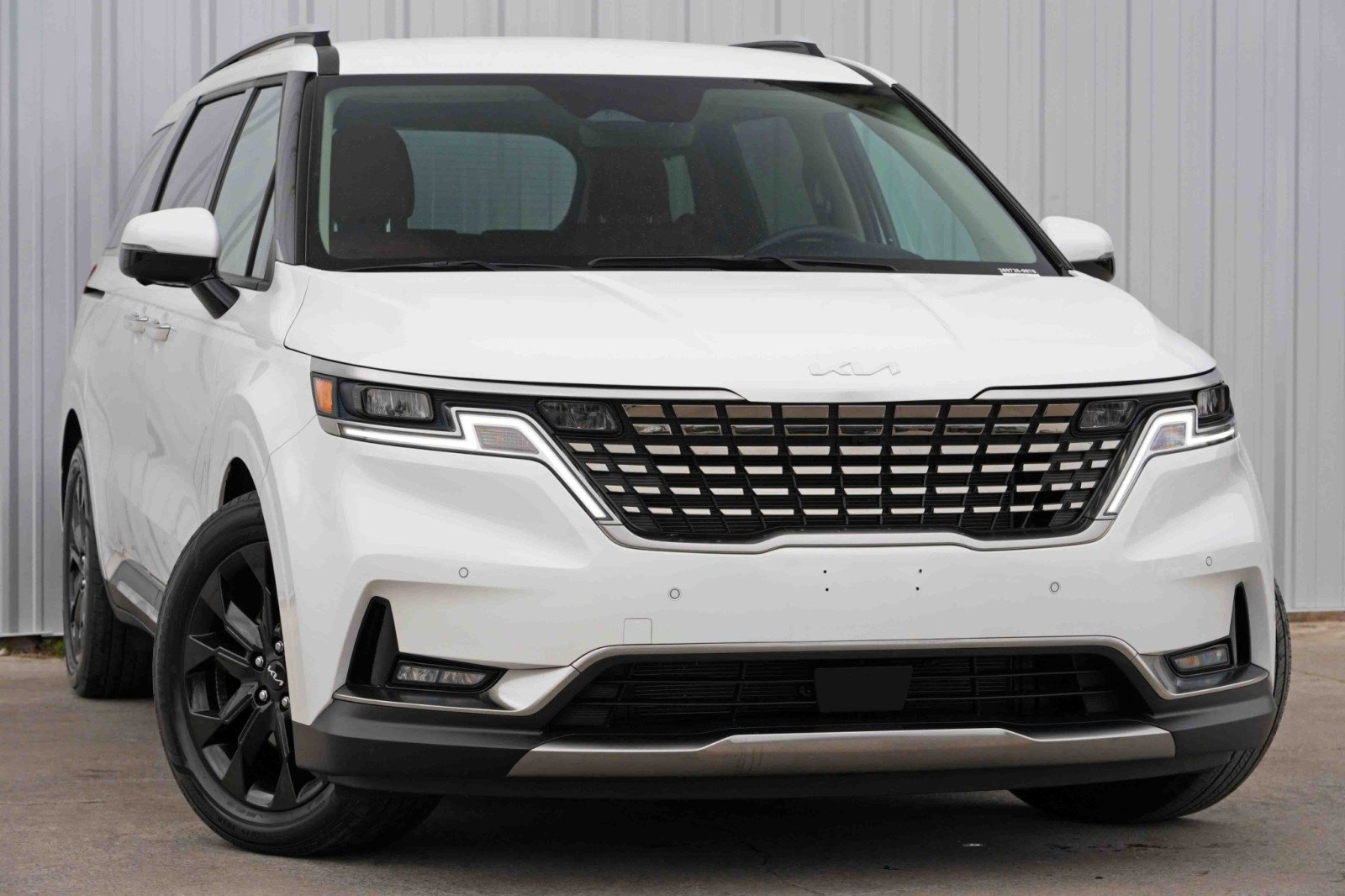 2024 Kia Carnival SX