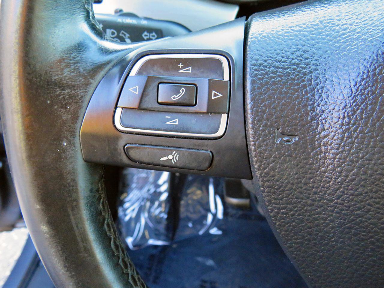 2014 Volkswagen Passat 1.8T SE