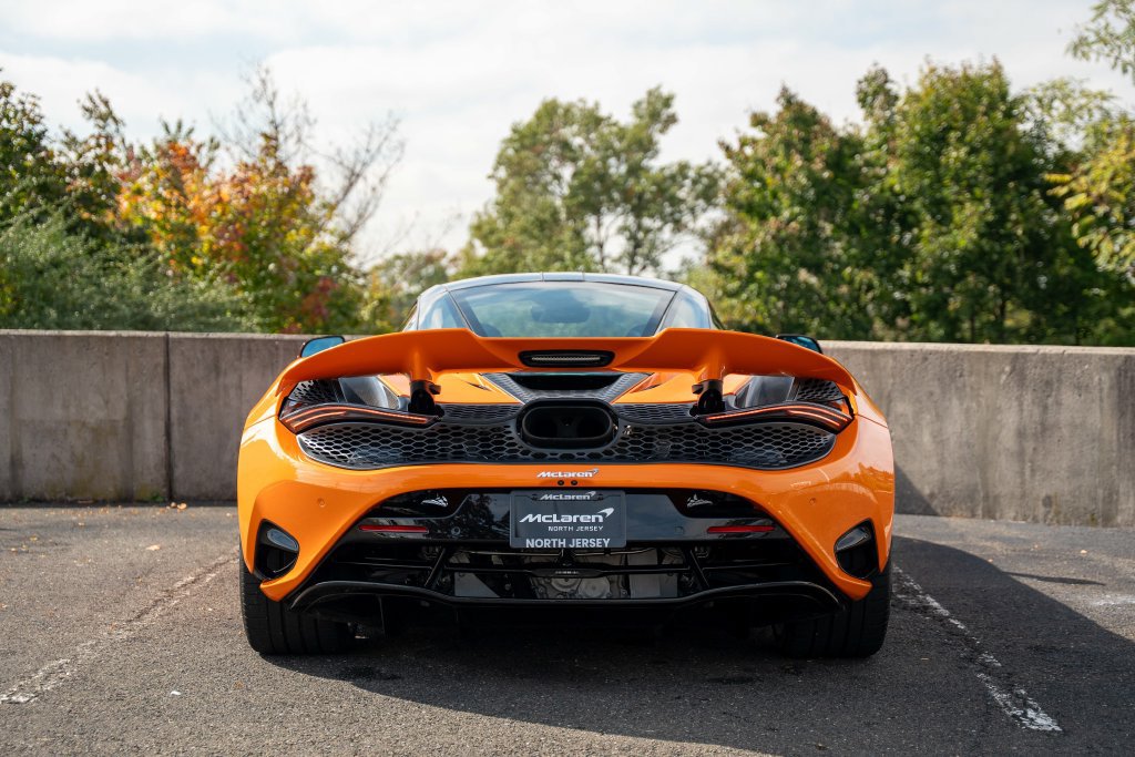Used 2024 McLaren 750S photo 7