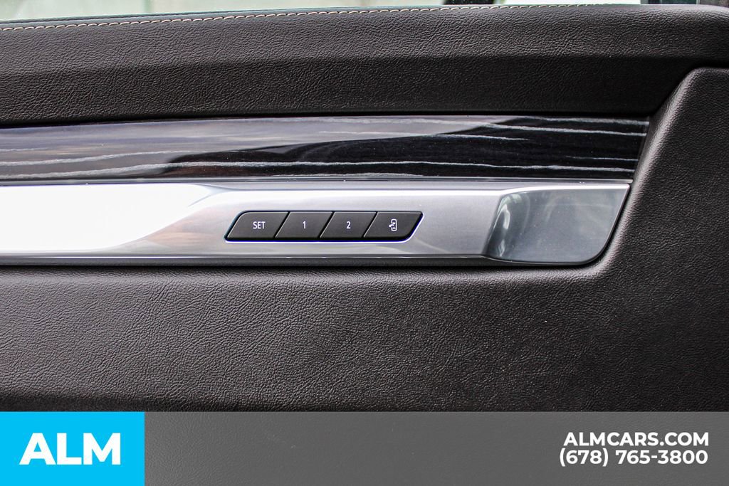 2025 Cadillac Escalade Sport