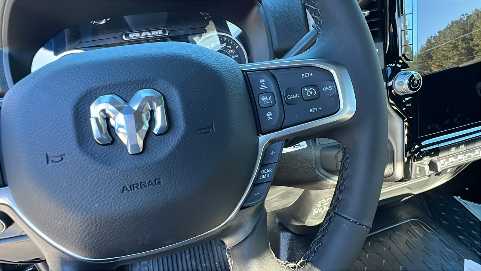 2025 RAM 5500 4x4 Regular Cab