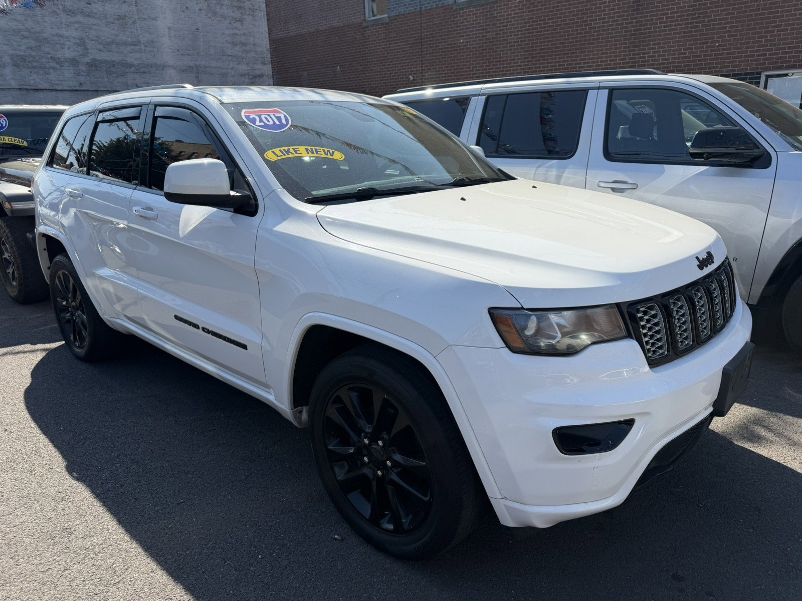 Used 2017 Jeep Grand Cherokee Altitude