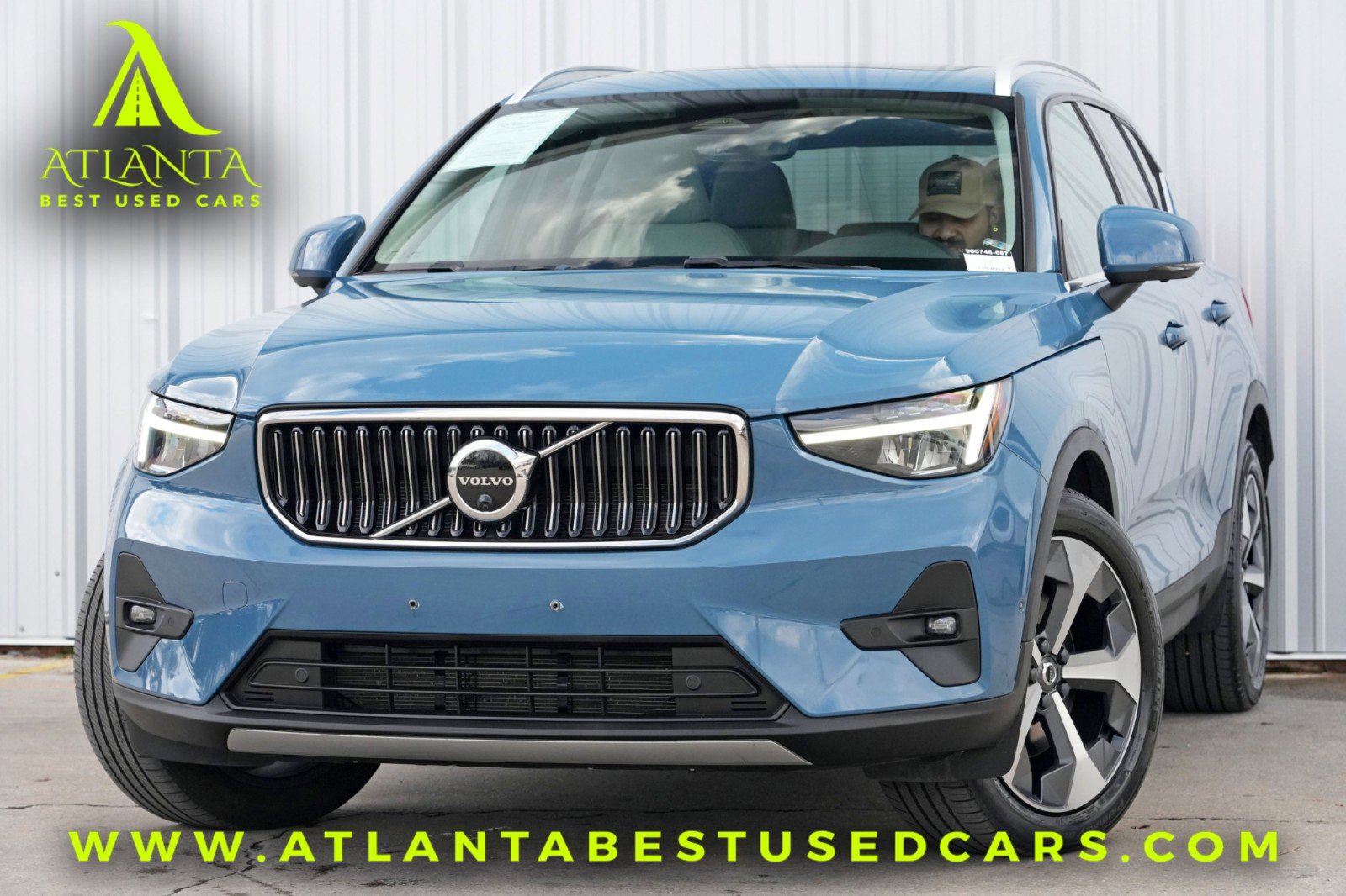2023 Volvo Xc40 B5 Ultimate