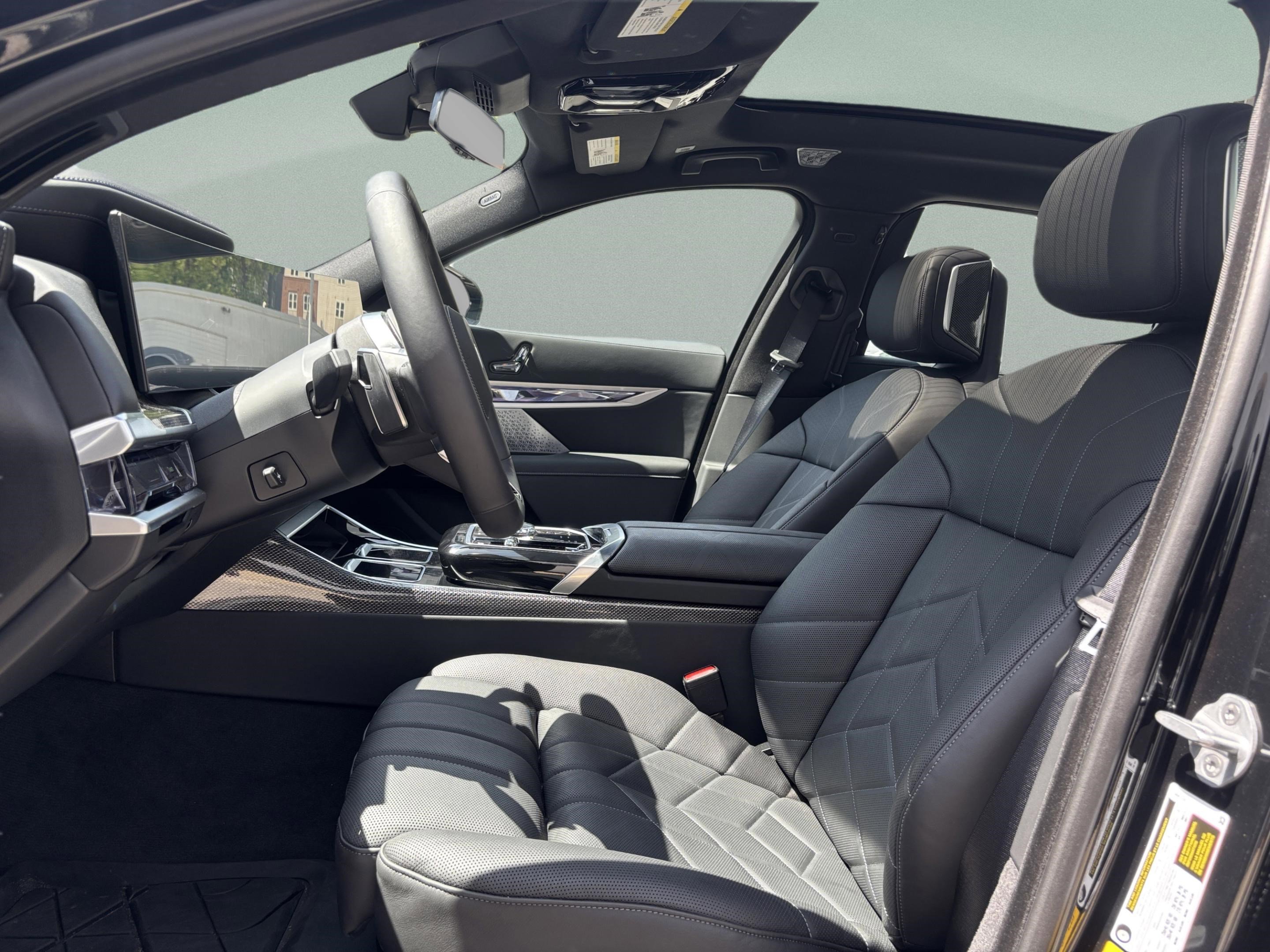 2025 BMW i7 eDrive50