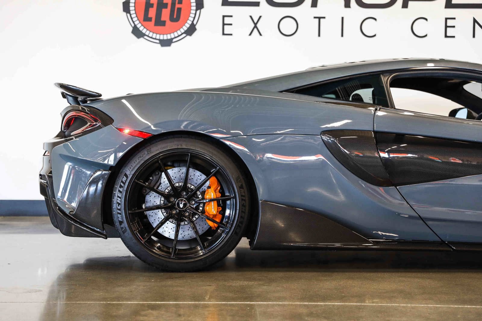 Used 2019 McLaren 600LT photo 16