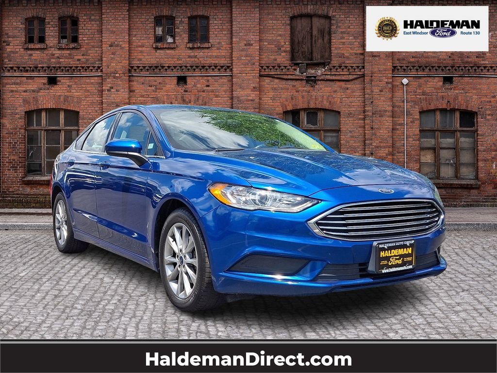 Used 2017 Ford Fusion SE w/ Fusion SE Technology Package