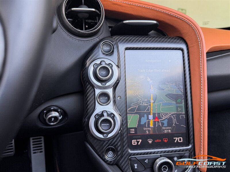 Used 2022 McLaren 720S Spider photo 19