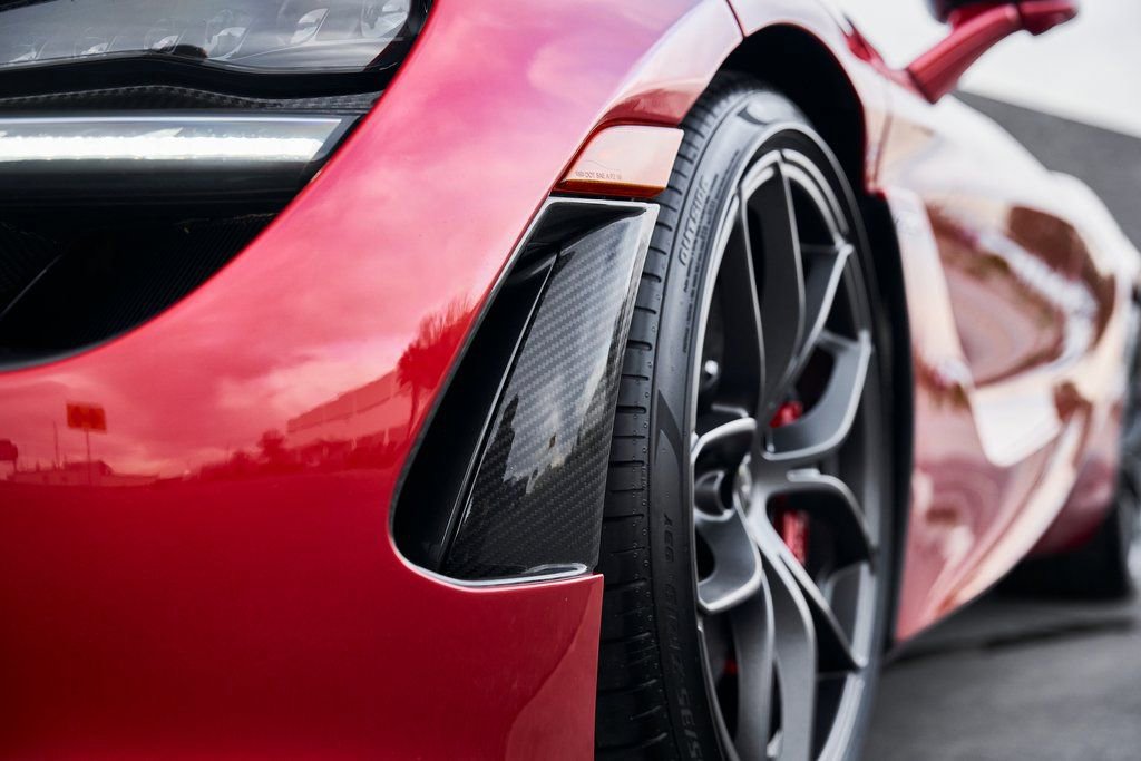 Used 2021 McLaren 720S Performance photo 13