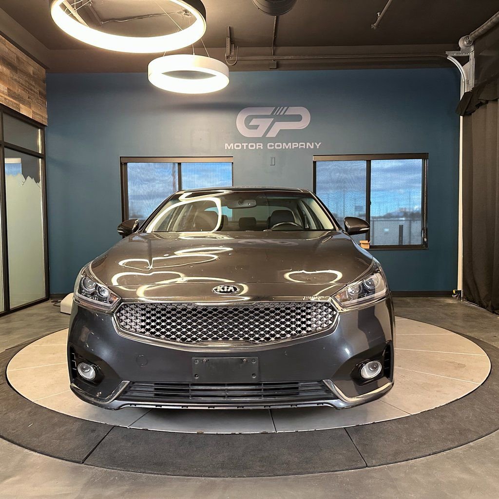 2018 Kia Cadenza Premium