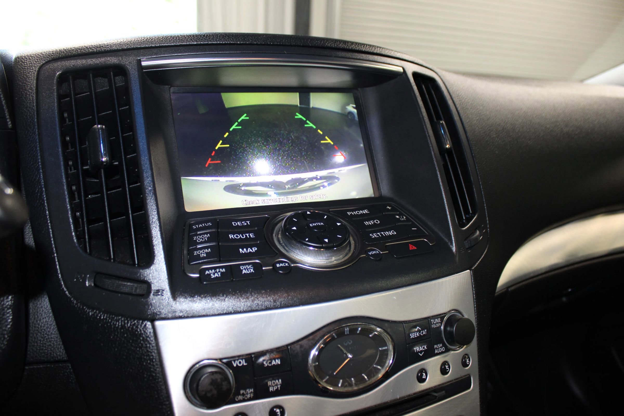 2014 INFINITI Q60 Journey