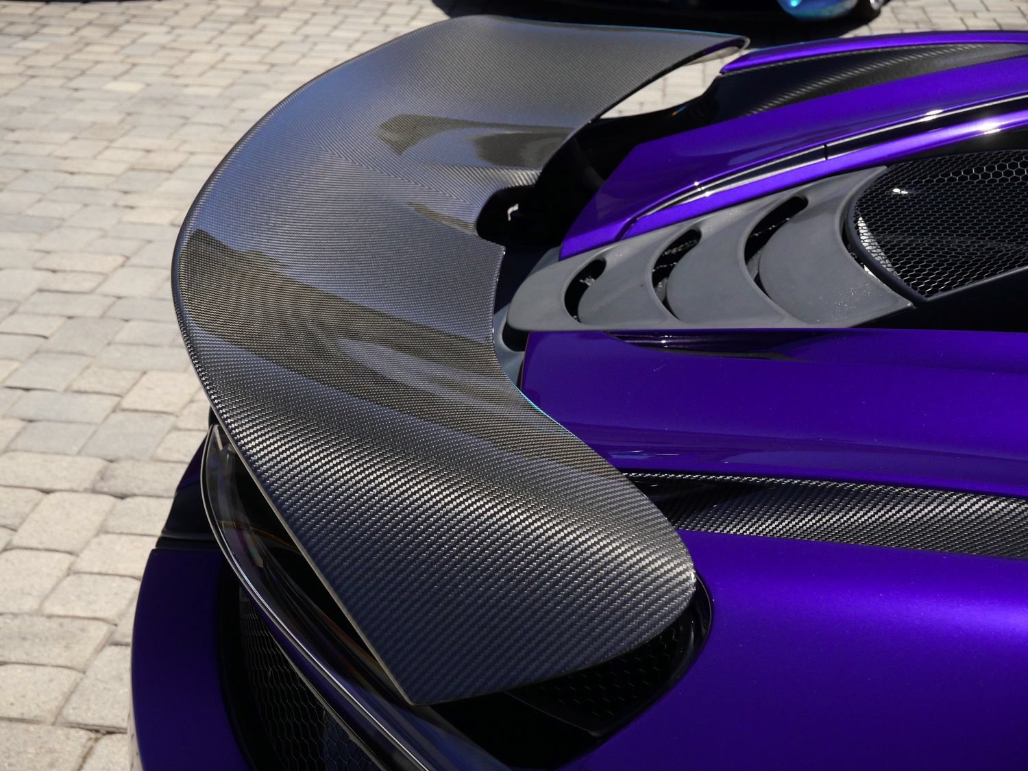 Used 2020 McLaren 720S photo 14