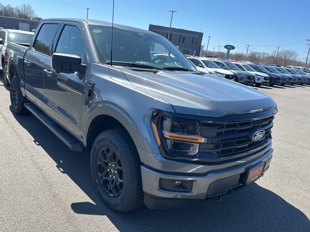 New 2026 Ford F150 XLT w/ Equipment Group 302A MID