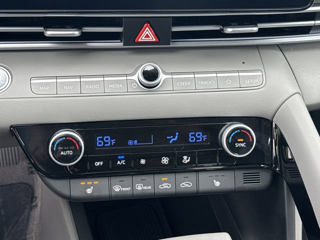 2025 Hyundai Elantra SEL