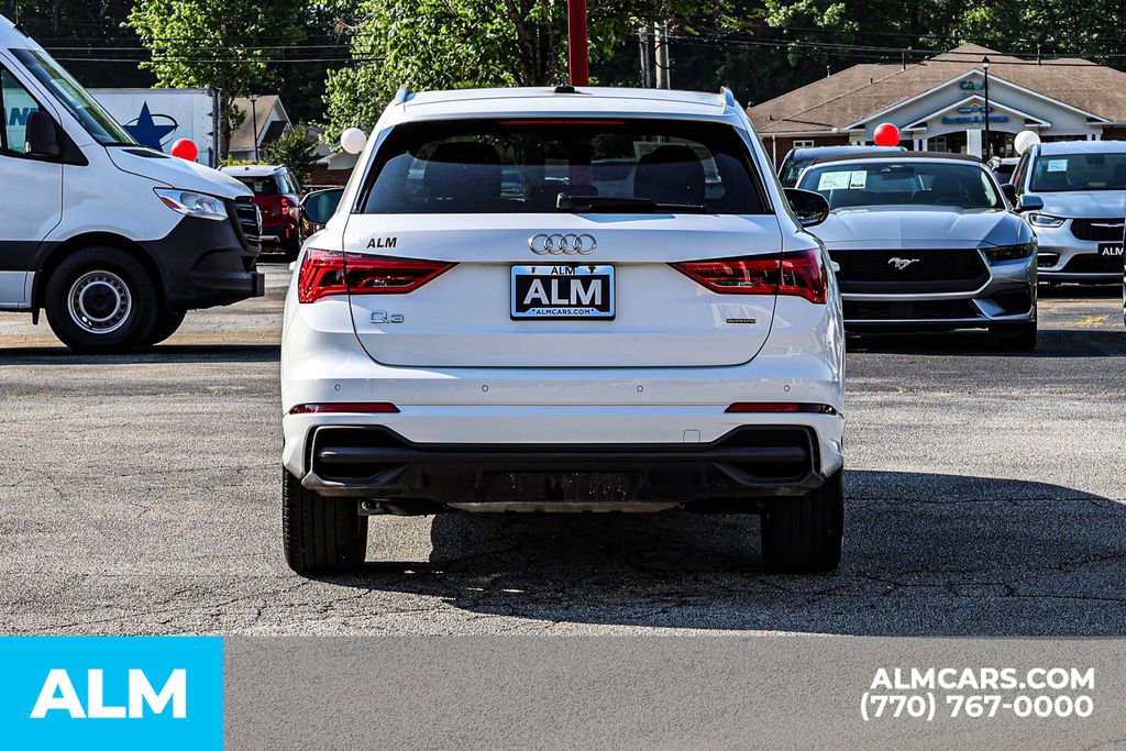 2025 Audi Q3 2.0T Premium