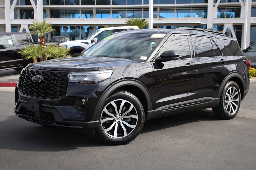 Certified 2025 Ford Explorer ST-Line w/ Premium Package