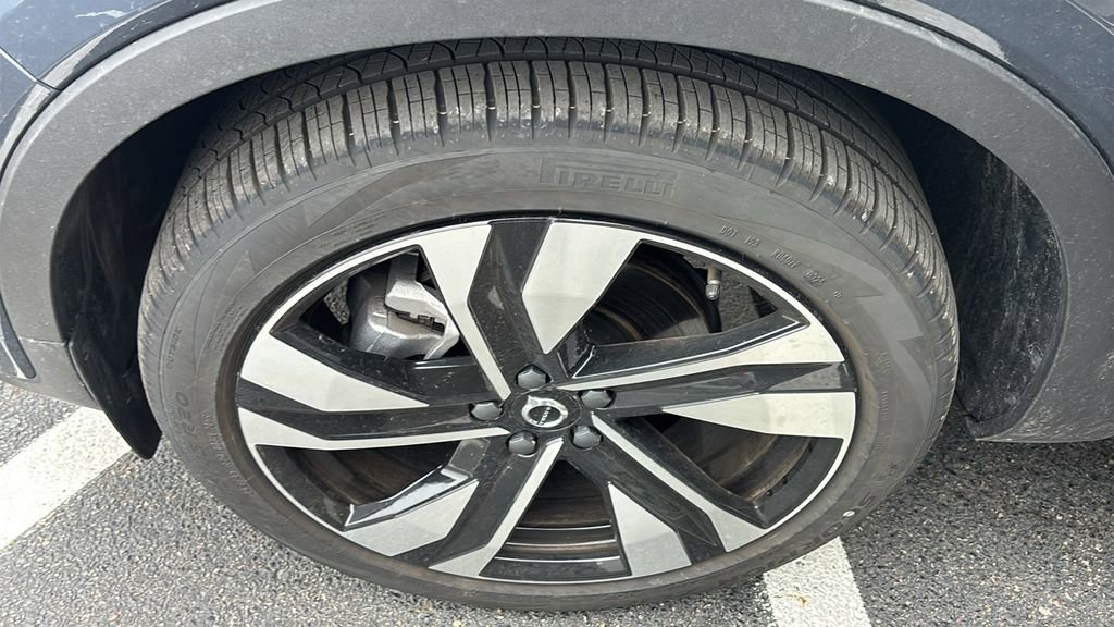 2026 Volvo Xc40 B5 Ultra