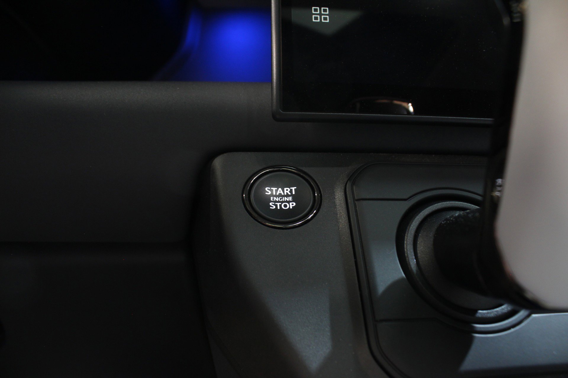 2026 Land Rover Defender 110