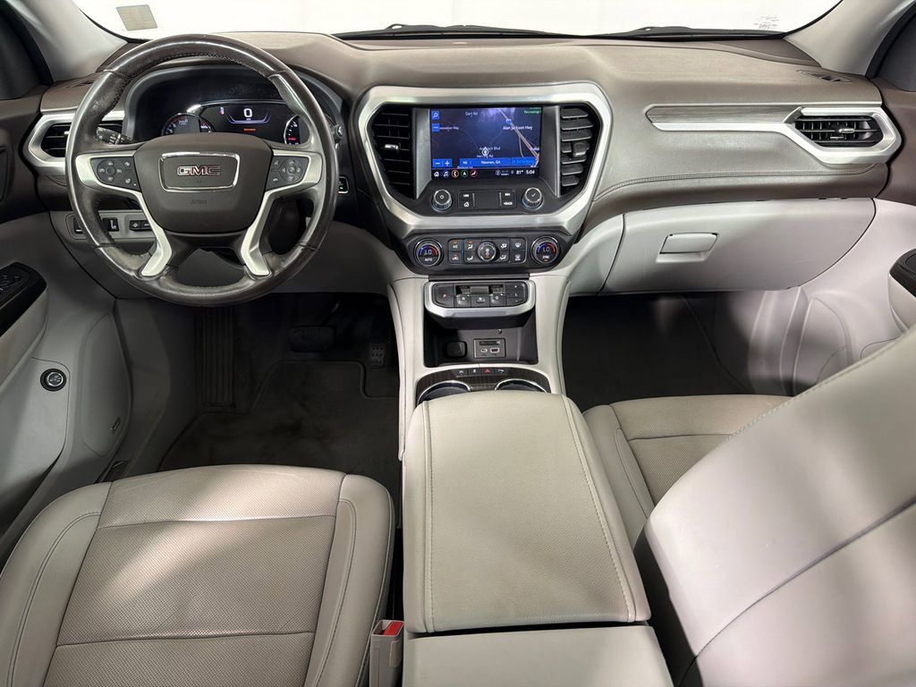 2022 GMC Acadia SLT