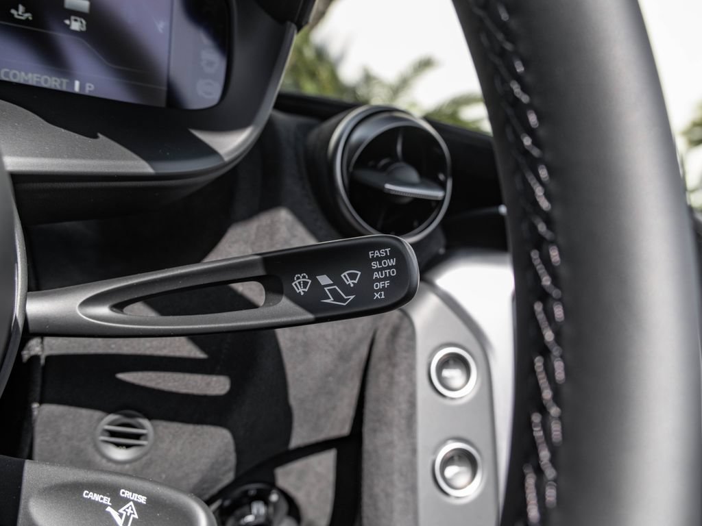 New 2026 McLaren 750S Spider photo 17