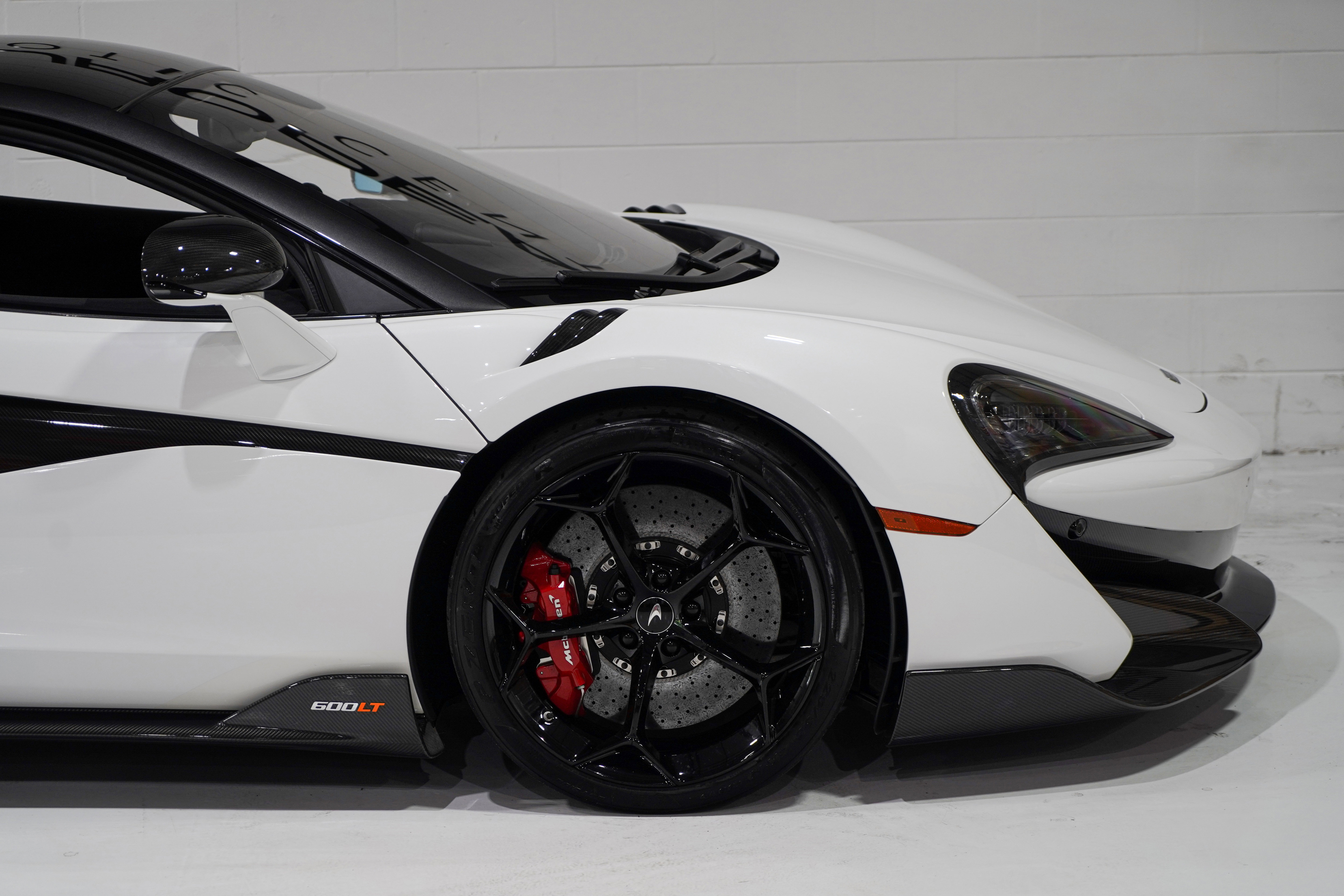 Used 2019 McLaren 600LT photo 21