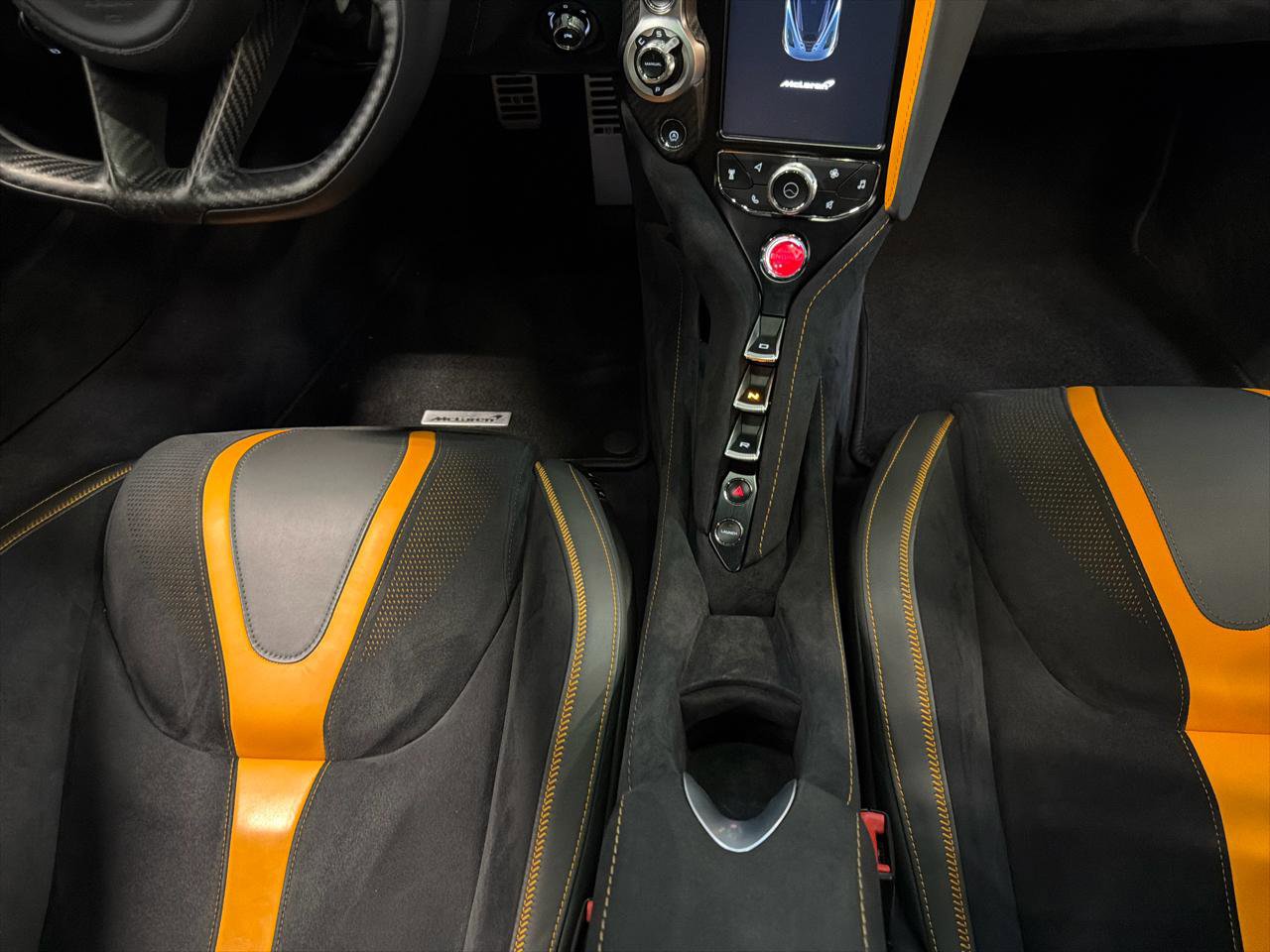 Used 2019 McLaren 720S Performance photo 24