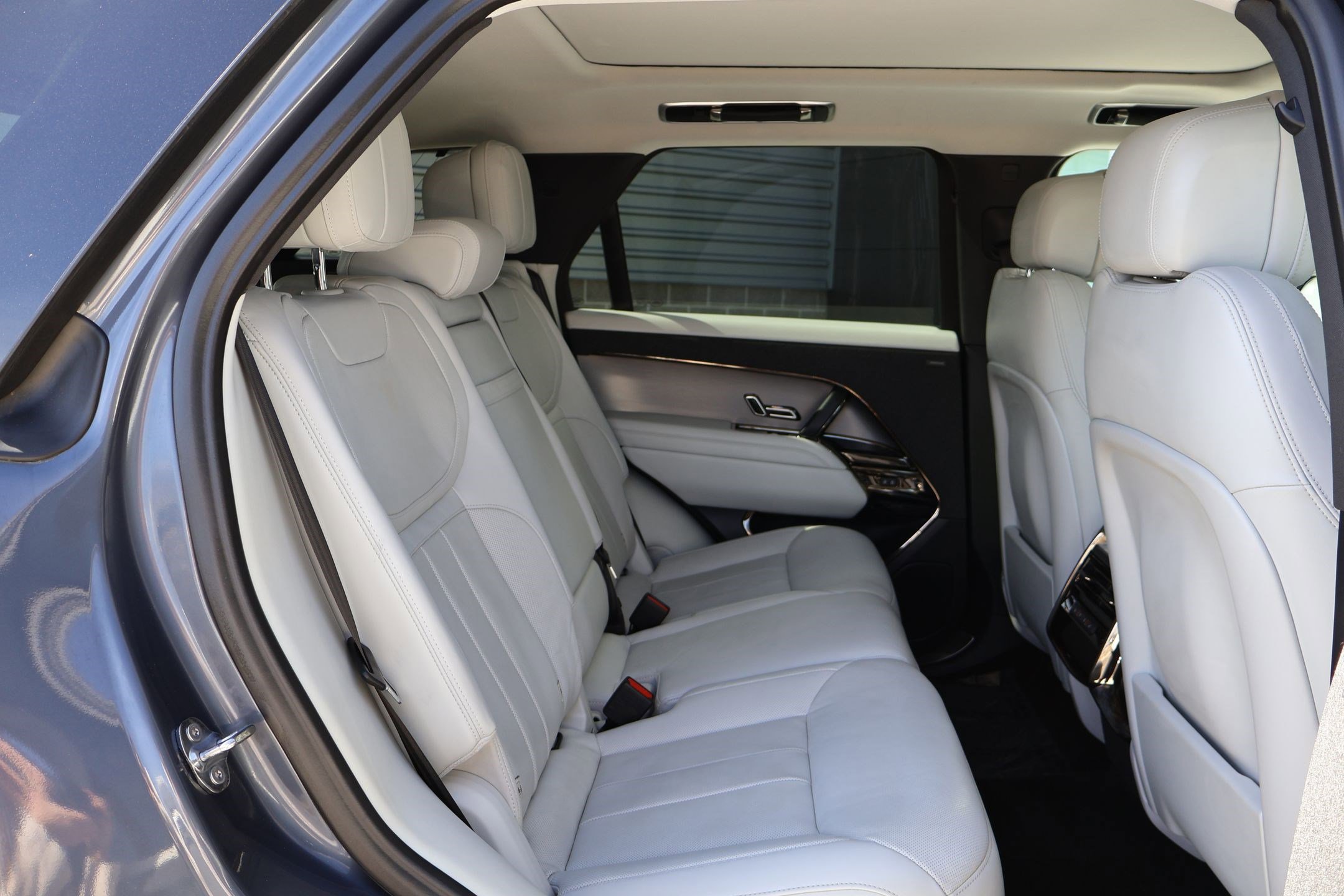 2023 Land Rover Range Rover Sport SE