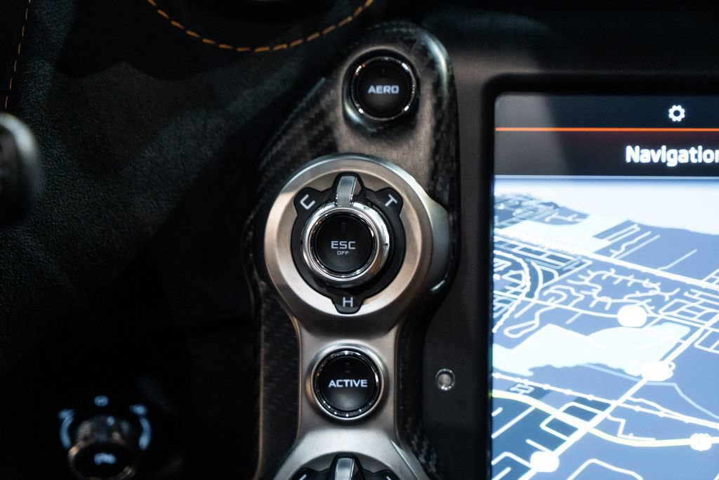 Used 2018 McLaren 720S photo 28