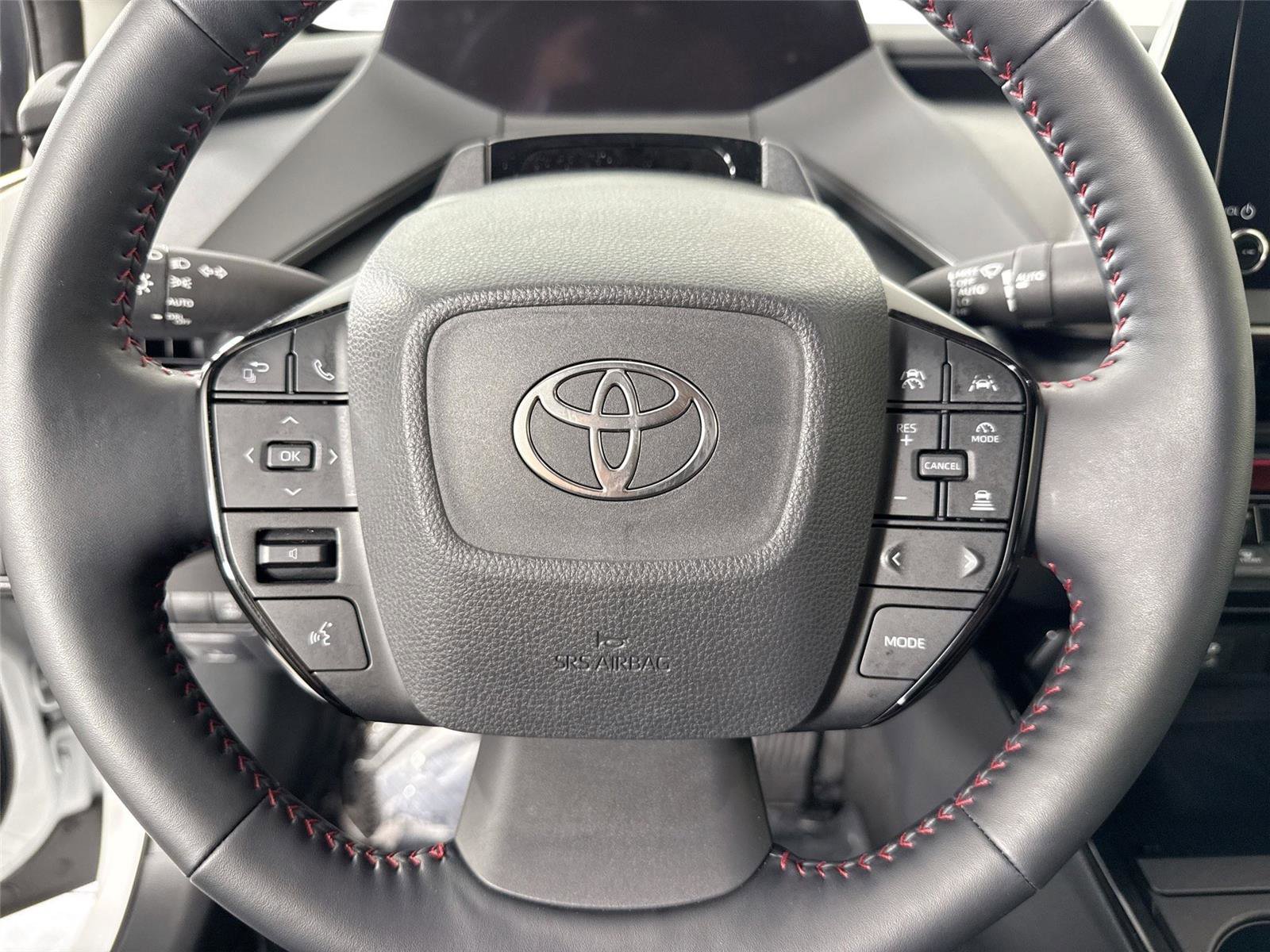 2025 Toyota Prius Plug-In Hybrid