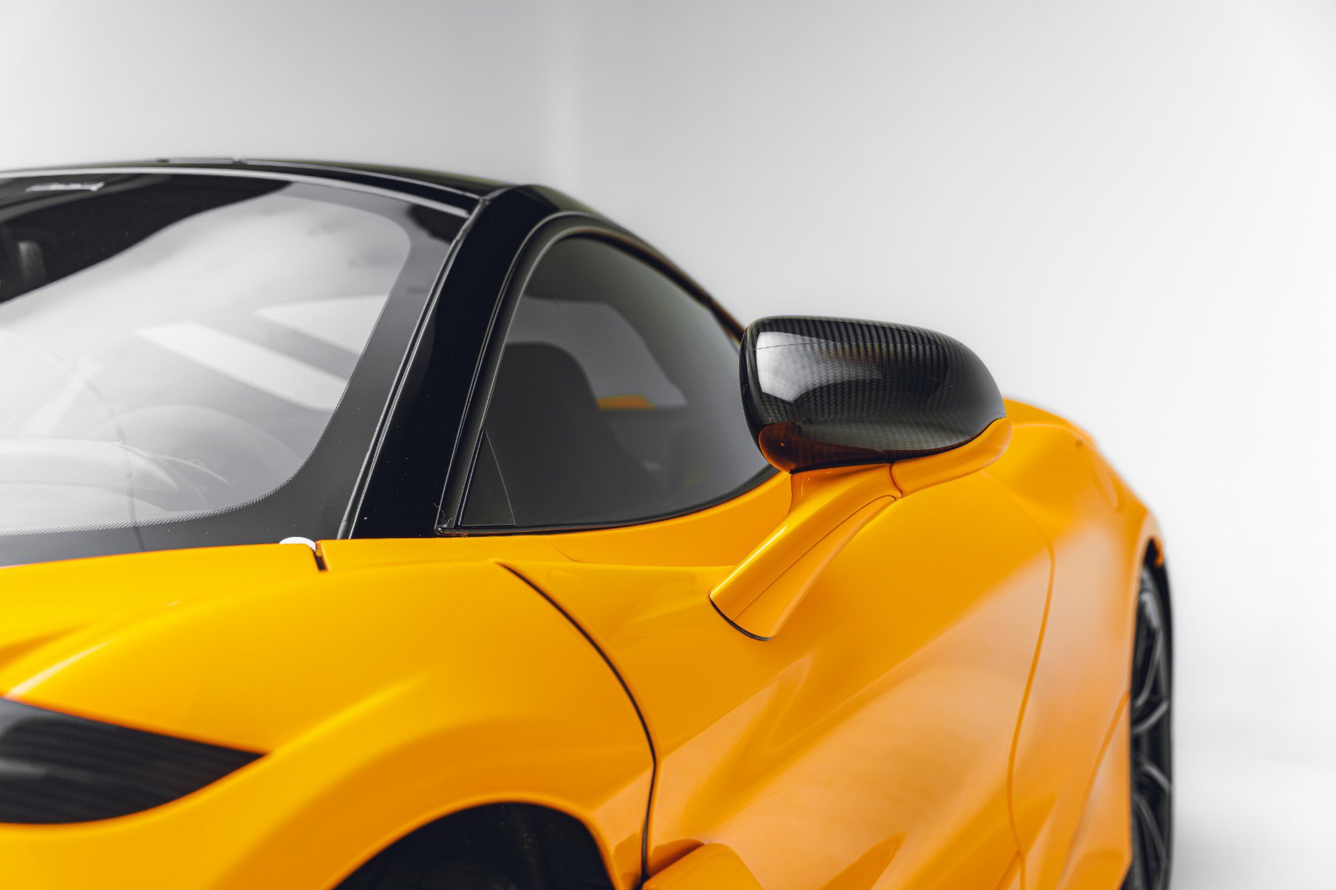 Used 2021 McLaren 765LT photo 29